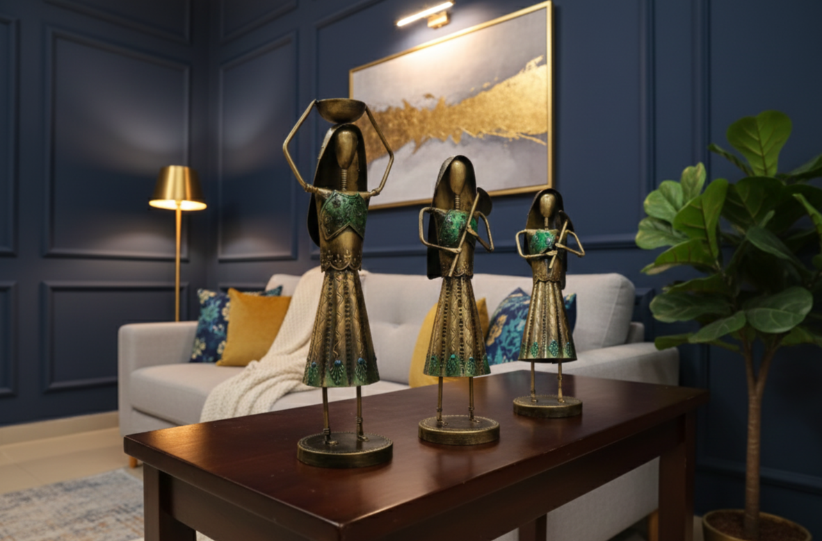 Hand-crafted Metal Farmer Figurines – Rustic Table Decor for Home & Office - Image 2