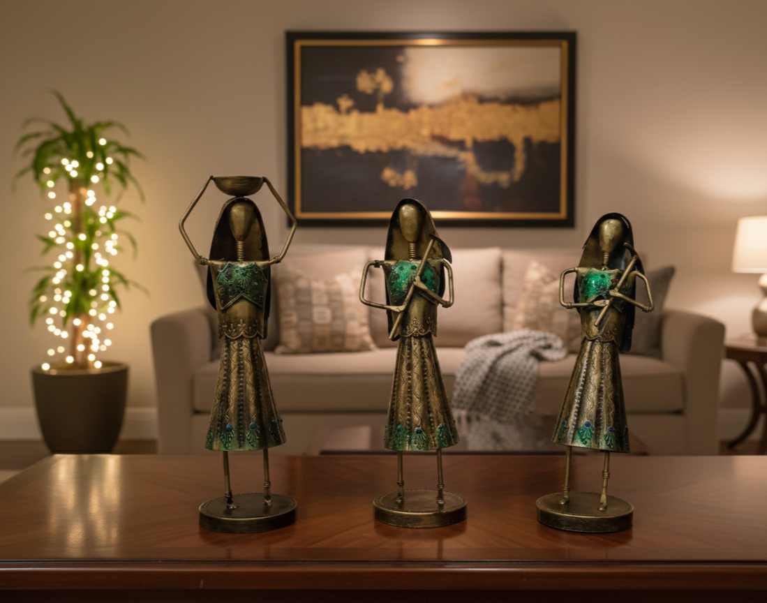 Hand-crafted Metal Farmer Figurines – Rustic Table Decor for Home & Office